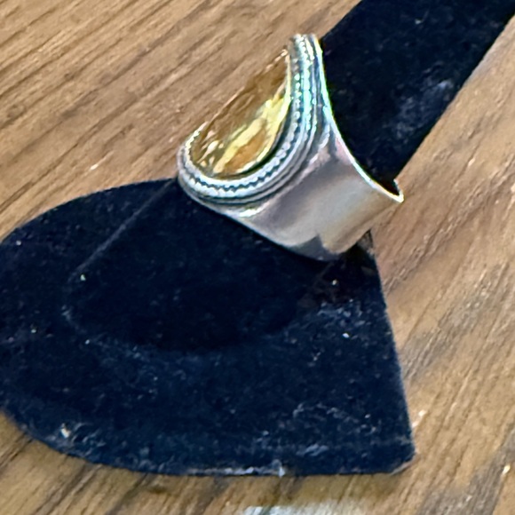 Silpada Gold and Silver Statement Ring with Halo Design - Picture 2 of 3